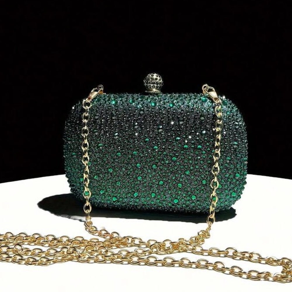 Elegant Green Crystal Evening Clutch